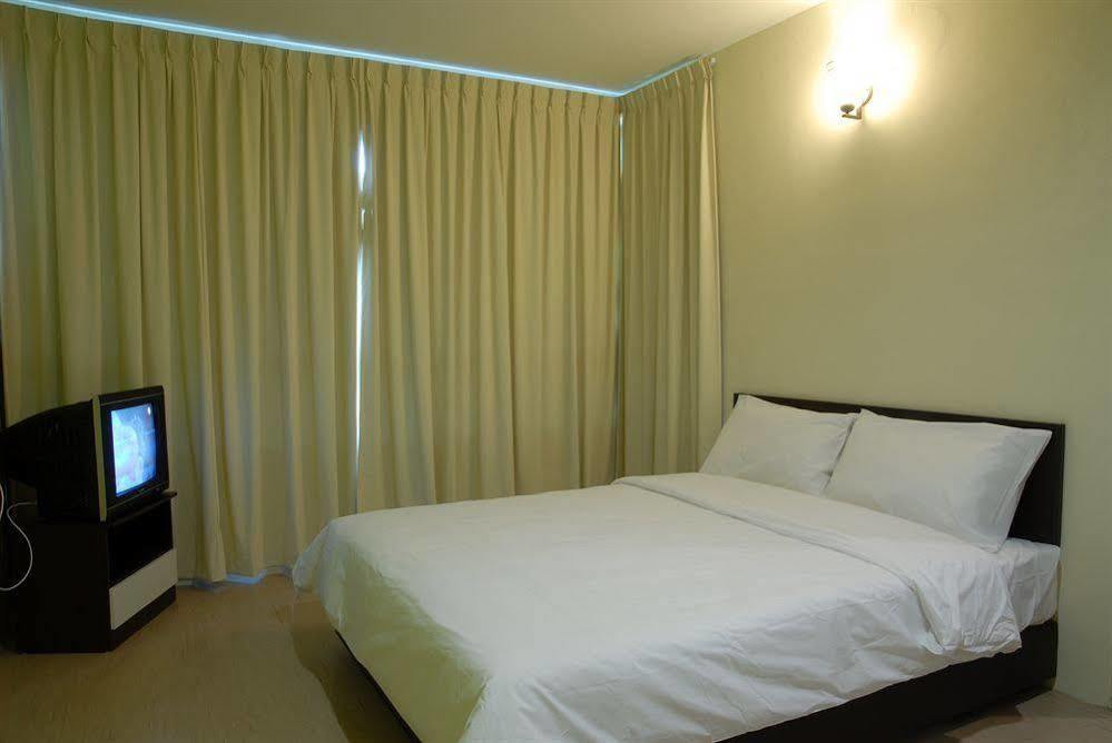 Live Com Hotel Τζόχορ Μπάχρου Εξωτερικό φωτογραφία